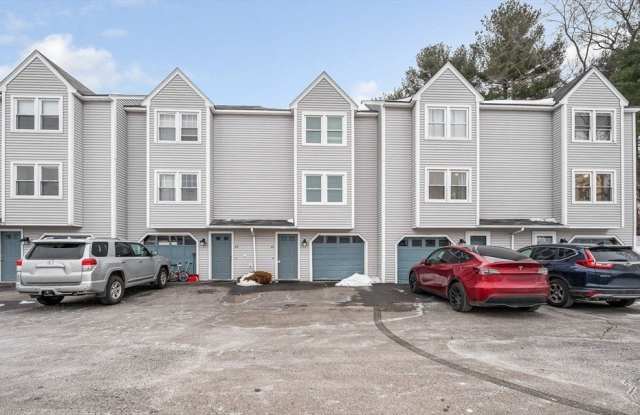 1431 Pawtucket Blvd unit: 46 photos photos