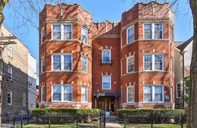 1462 W Warner Avenue - 1462 West Warner Avenue, Chicago, IL 60613
