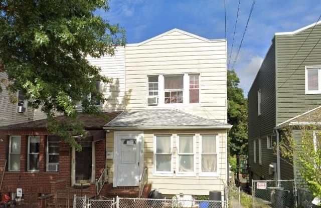 80-07 101 Avenue photos photos