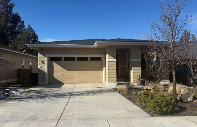 Beautiful 3 Bed/2.5 Bath Home in SE Bend - Ruby Peak Lane photos photos