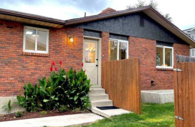 5 spacious bedrooms, 2.5 bathroom house in Orem photos photos