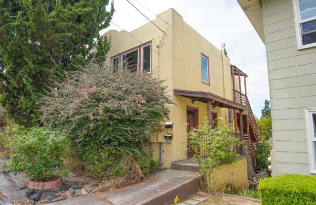 Charming 2 Bedroom Berkeley Unit Available! photos photos