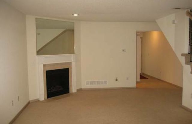 2929 S Harvard Ave Gallery 2