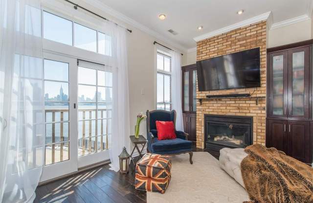8 REGENCY PL photos photos