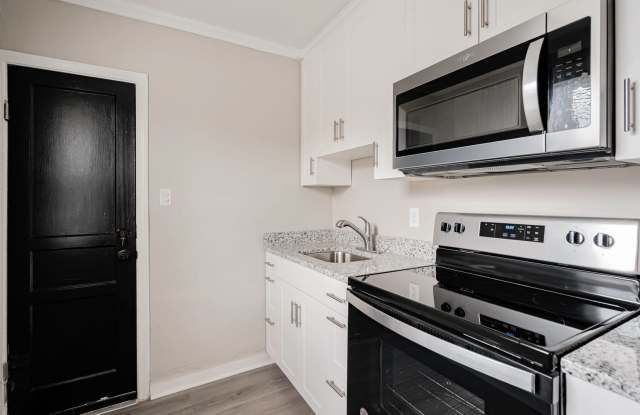 Charming Apartment Downtown Columbia - Housing Vouchers Accepted! photos photos