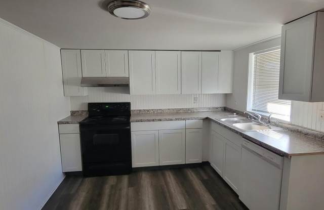 2622 E ANN Street photos photos