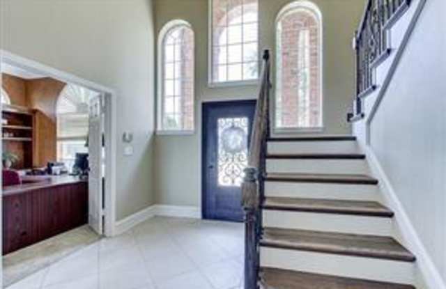 1505 Timber Edge Drive Gallery 3