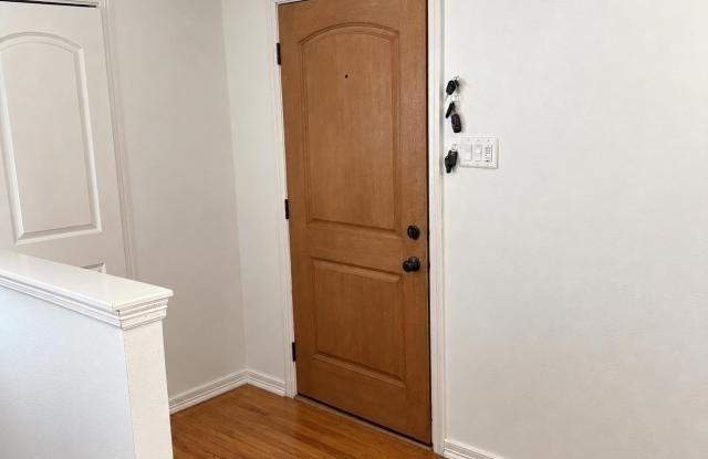 1522 Hall Avenue Gallery 2