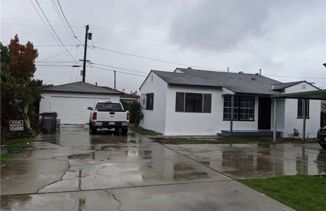 243 E 220 Gallery 2