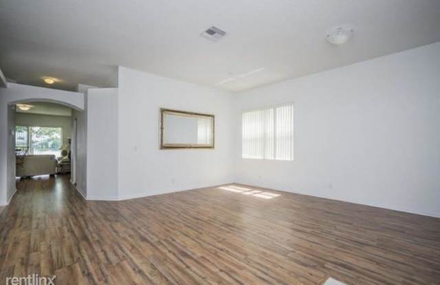 278 Berenger Walk Gallery 4
