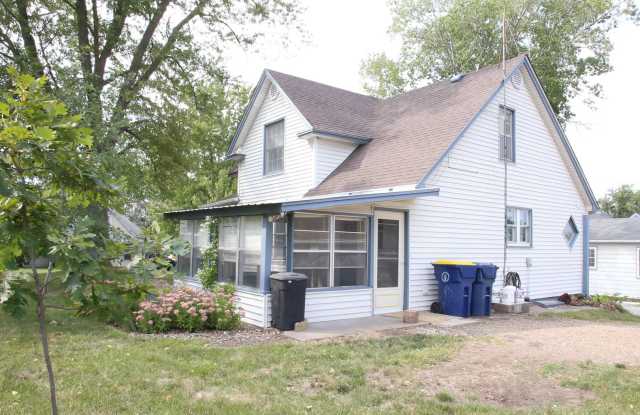 Rent: $1500 - 4 bed home within walking distance to downtown photos photos Rent: $1500 - 4 bed home within walking distance to downtown photos photos