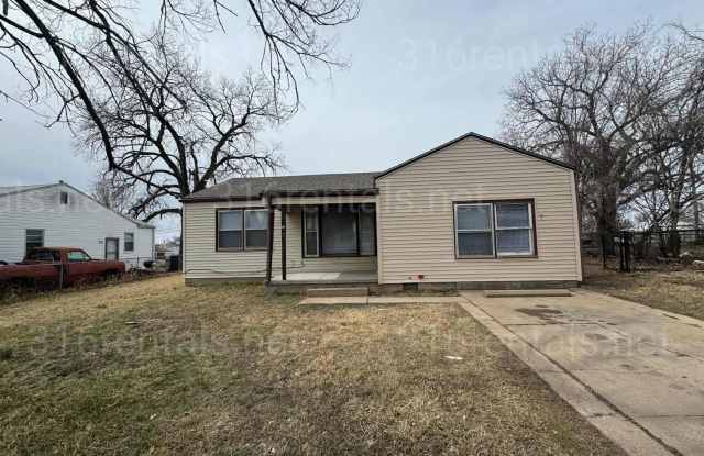 $1050 - 3 bed 1 bath - Single Family Home photos photos