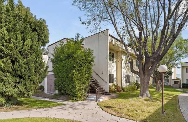 11813 Runnymede St Apt 9 photos photos
