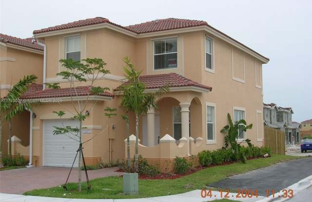 12471 SW 124 PATH photos photos