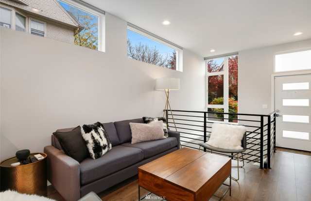 Capitol Hill - Townhouse Gallery 4