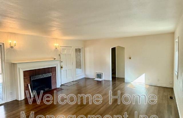 5810 Estates Drive Gallery 4