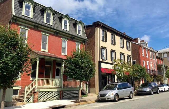 233 CHURCH STREET - 233 Church Street, Phoenixville, PA 19460