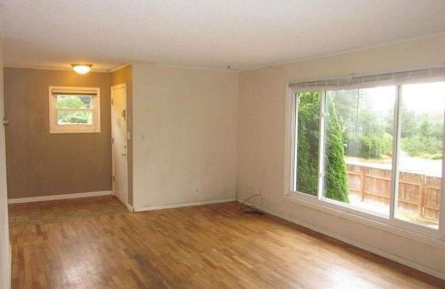 15802 12th Ave SW Gallery 3