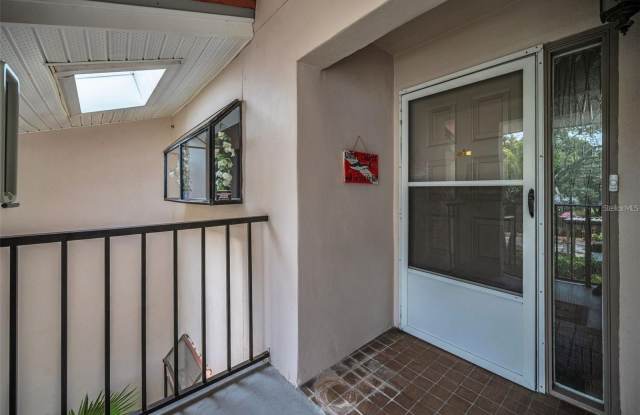 300 S FLORIDA Avenue Gallery 4