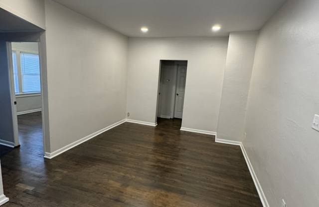 3824 S Iowa Ave Gallery 3