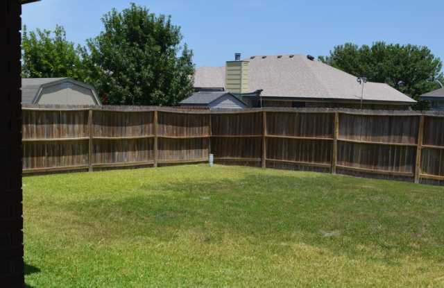 Adorable cottage home in Killeen - NEW APPLIANCES ! Gallery 4