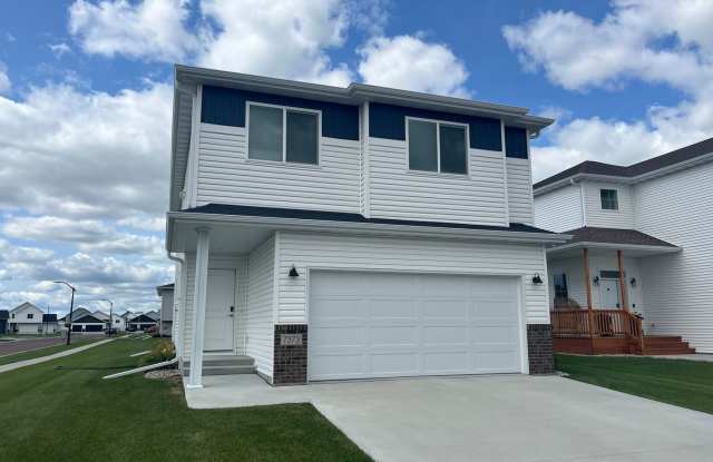 3 Bed 2 Bath Single Family Home - 7373 22nd Street South, Fargo, ND 58104