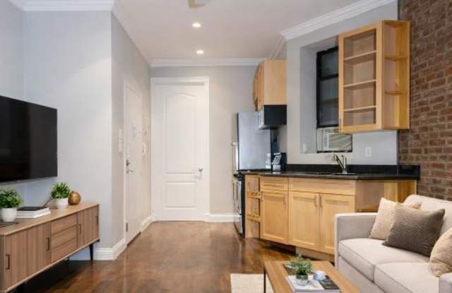 52 Barrow St - 52 Barrow Street, New York City, NY 10014
