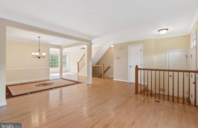 12716 DOGWOOD HILLS LN Gallery 4