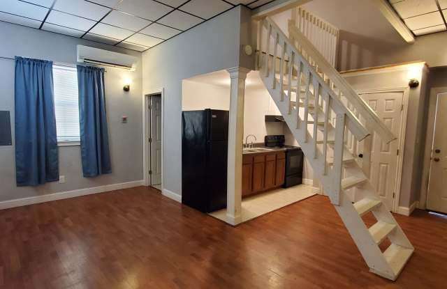 Charming Studio Apartment Gallery 4