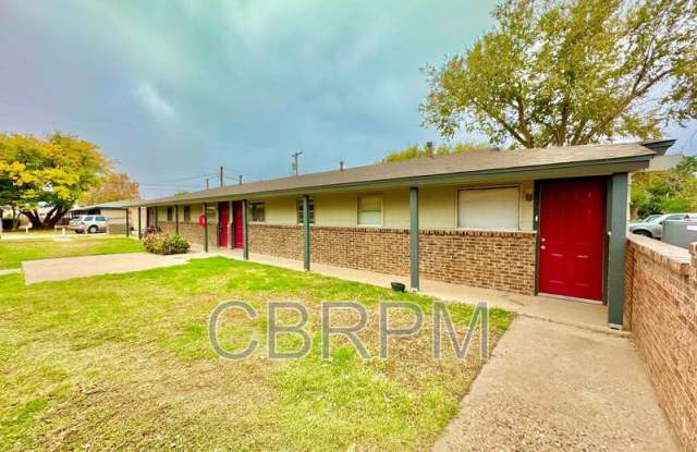 1101 52nd St photos photos