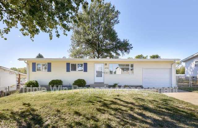 2770 Dove Dr. - 2770 Dove Drive, Florissant, MO 63031