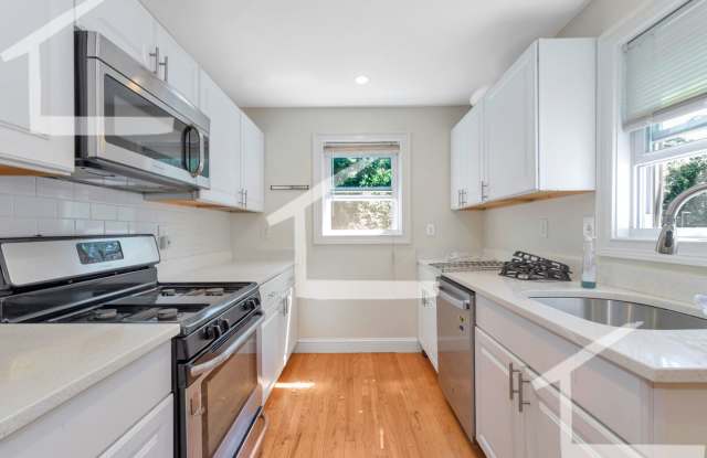 Charming 4 Bedroom photos photos