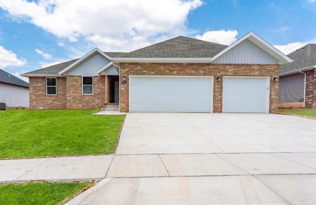BRAND NEW 4 bedroom home in Copper Leaf- Nixa photos photos