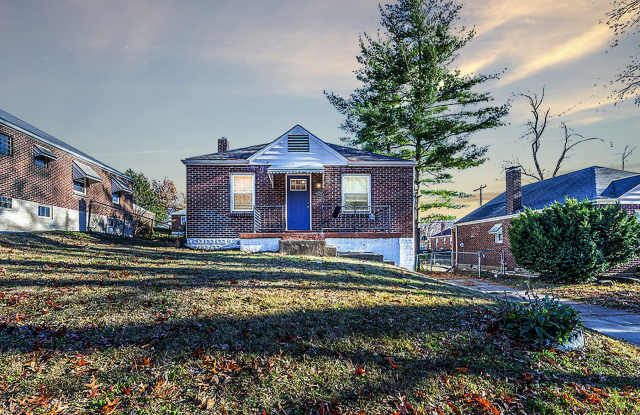 5306 Fletcher Street photos photos