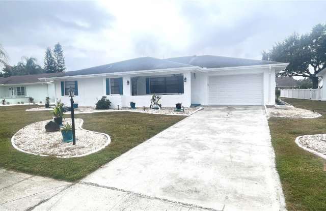 1510 FORT DUQUESNA DRIVE - 1510 Fort Duquesna Drive, Sun City Center, FL 33573
