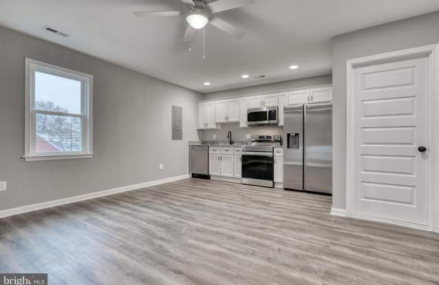6722 BRENTWOOD Avenue Gallery 2