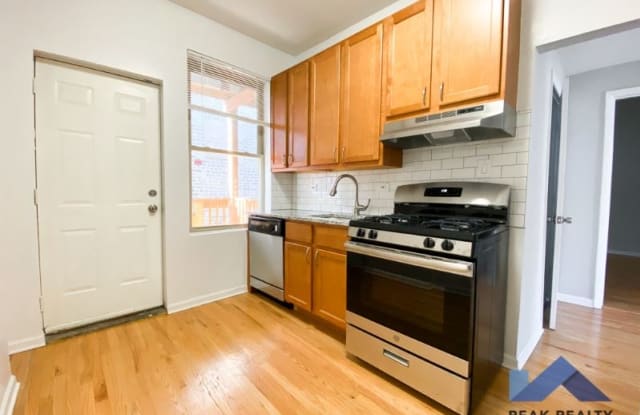 2150 N Central Park Ave 1S - 2150 North Central Park Avenue, Chicago, IL 60647