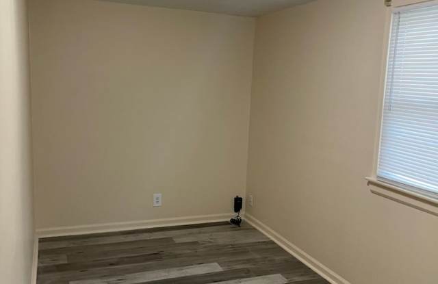 918 13th Street (Christopher Shores) Newport News 23607 Gallery 4