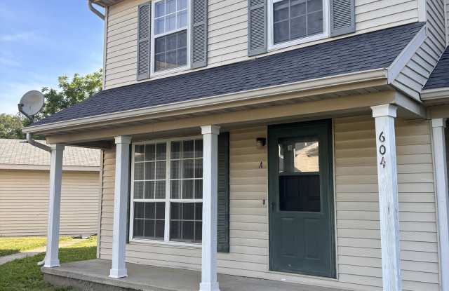 604 English Creek Ct - 1 - 604 English Creek Court, Champaign, IL 61821
