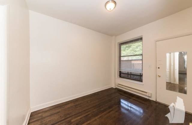 2151 N Fremont Gallery 4