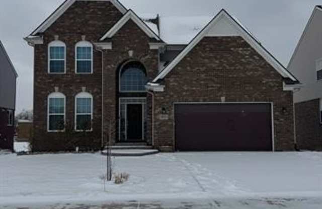 34923 STRATHCONA Boulevard photos photos