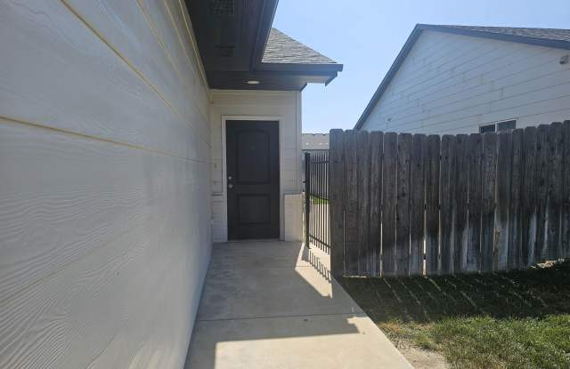 656 E Martens Ct Gallery 2