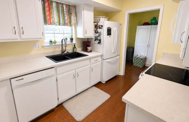 2940 Willow Lane Drive Gallery 4