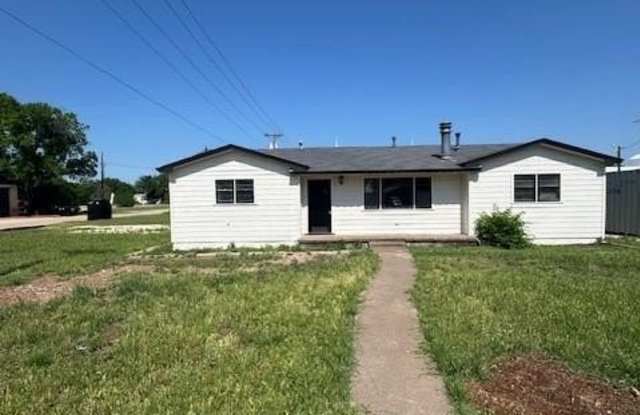 725 Garza Avenue - 725 Garza Avenue, Tuscola, TX 79562