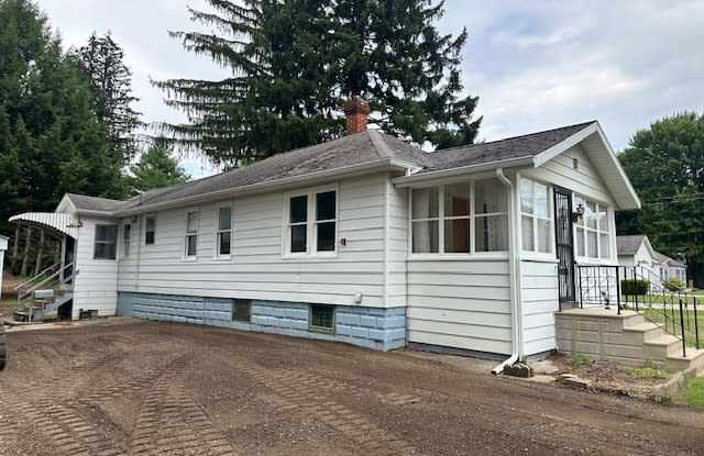 400 W High St photos photos