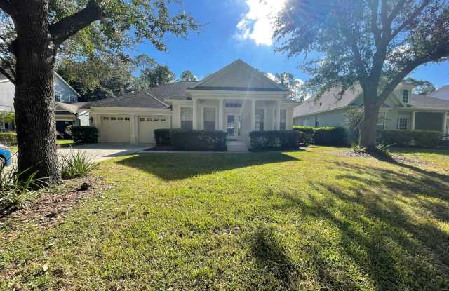 Keenes Point - Windermere photos photos