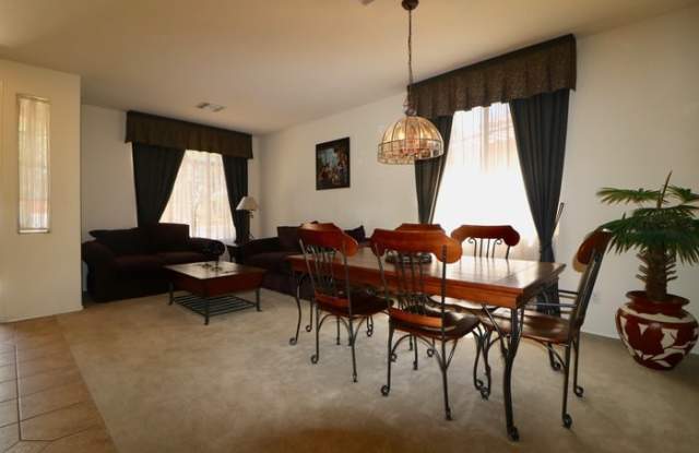 2723 East Darrel Road Gallery 4