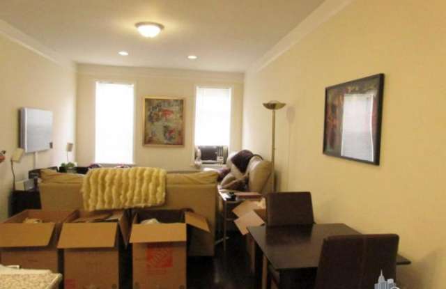 425 W BROADWAY - 425 West Broadway, New York City, NY 10012