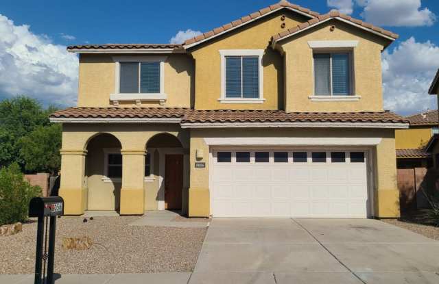 Spacious 4-bedroom 3-bathroom - GREAT LOCATION photos photos