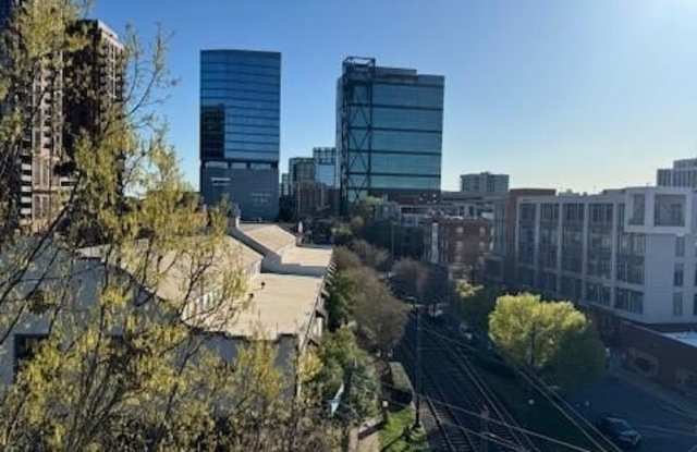 115 E Park Avenue unit: 423 photos photos